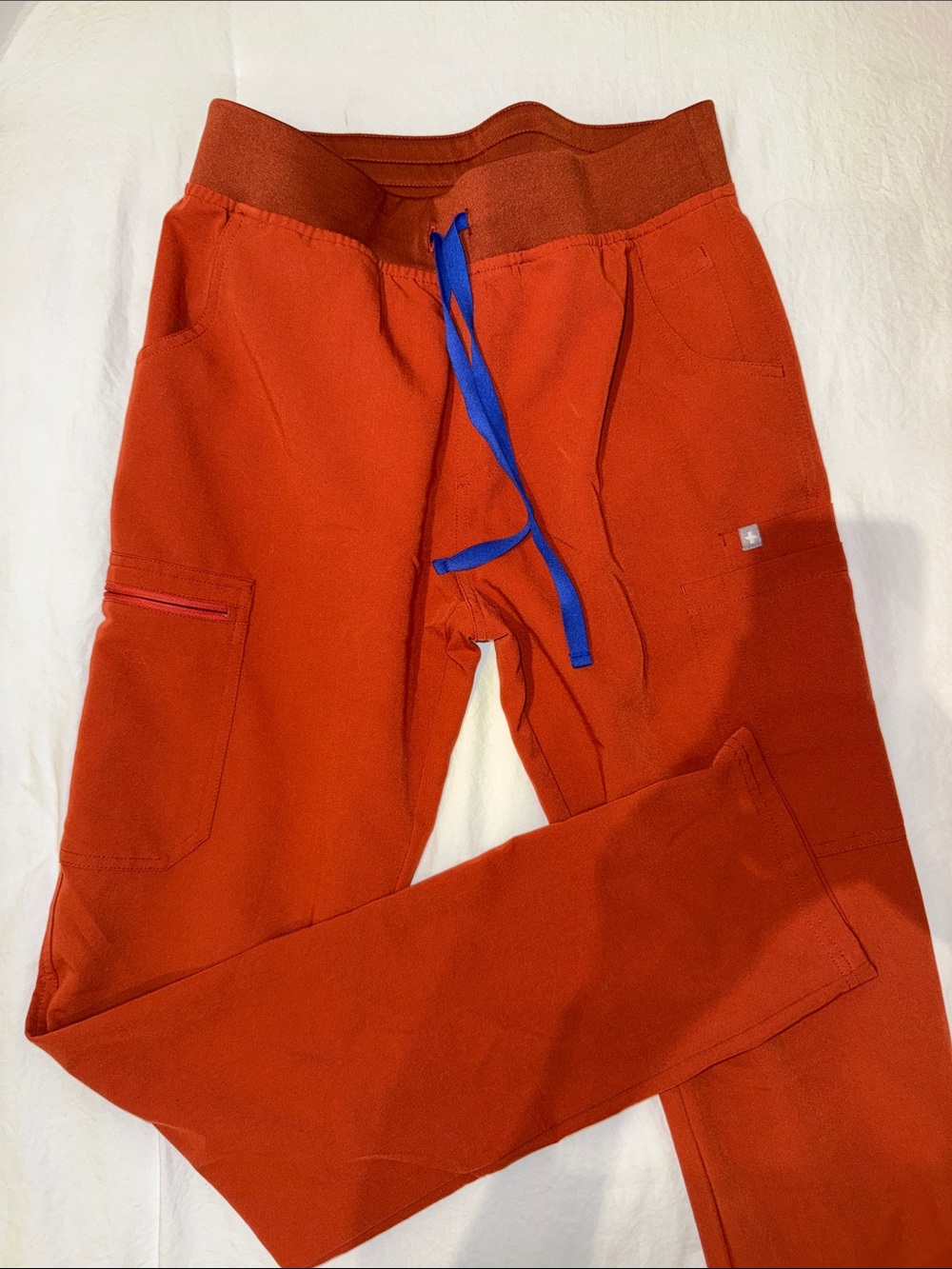 Figs Auburn Yola Tall Skinny Scrub Pants (size S tall), blue bow